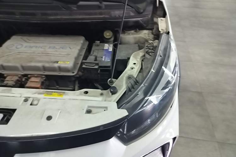 Used BAIC New Energy EC5 2019 New Air Edition Engine Bay Left