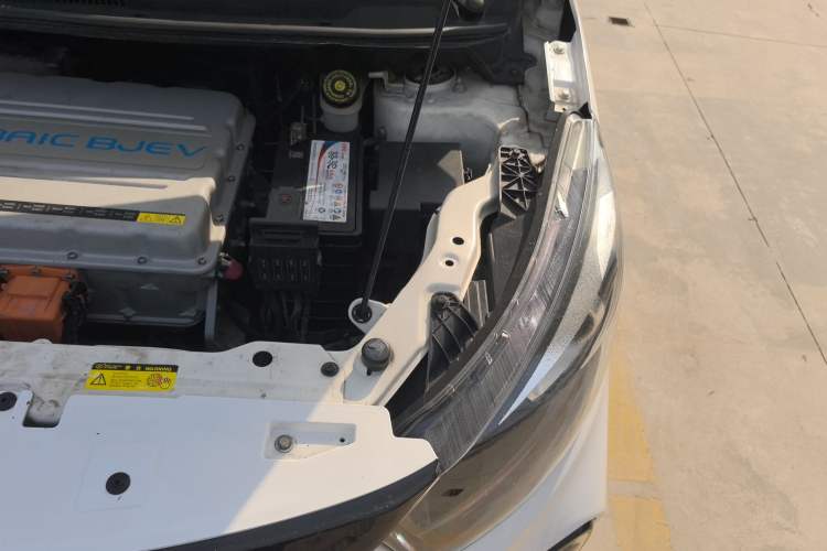 Used BAIC New Energy EC5 2019 New Air Edition Engine Bay Left