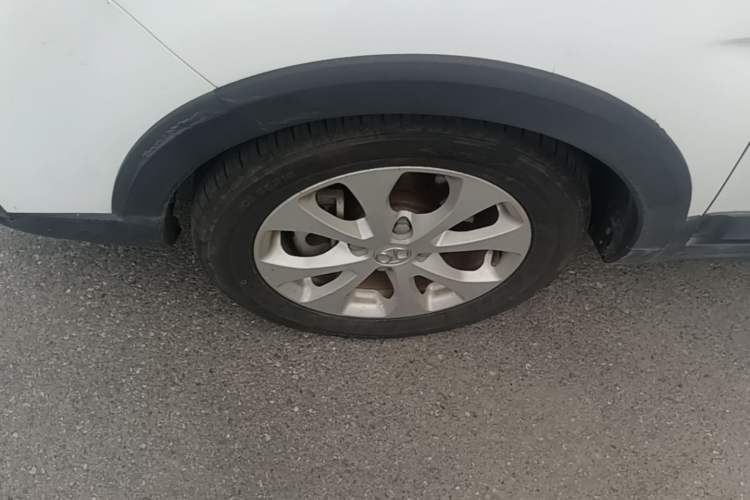 Used BAIC New Energy EC5 2019 New Air Edition Exterior 4