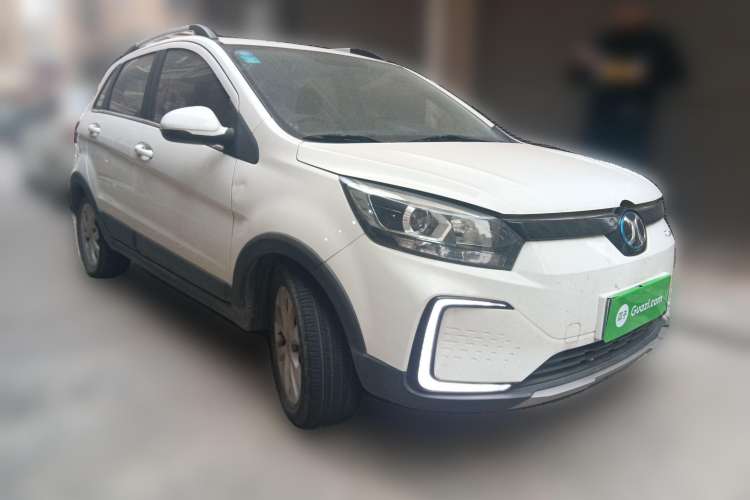 Used BAIC New Energy EC5 2019 New Style Edition Front Right 45 Deg