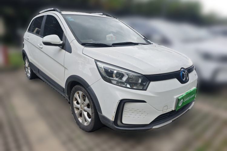 Used BAIC New Energy EC5 2019 New Style Edition Front Right 45 Deg