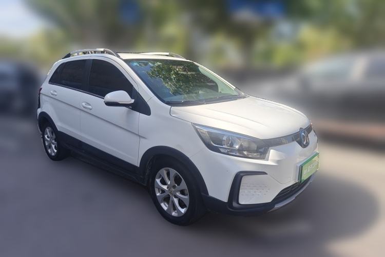 Used BAIC New Energy EC5 2019 New Air Edition Front Right 45 Deg