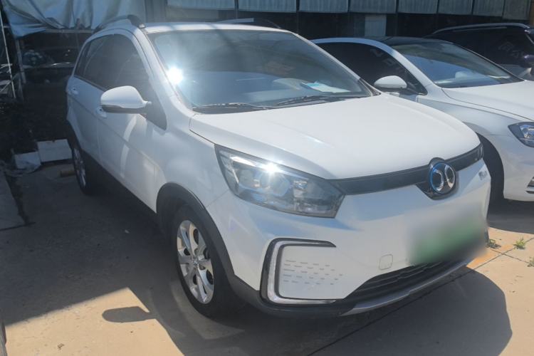 Used BAIC New Energy EC5 2019 New Style Edition Front Right 45 Deg