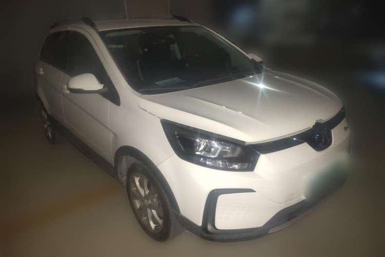 Used BAIC New Energy EC5 2019 New Style Edition Front Right 45 Deg
