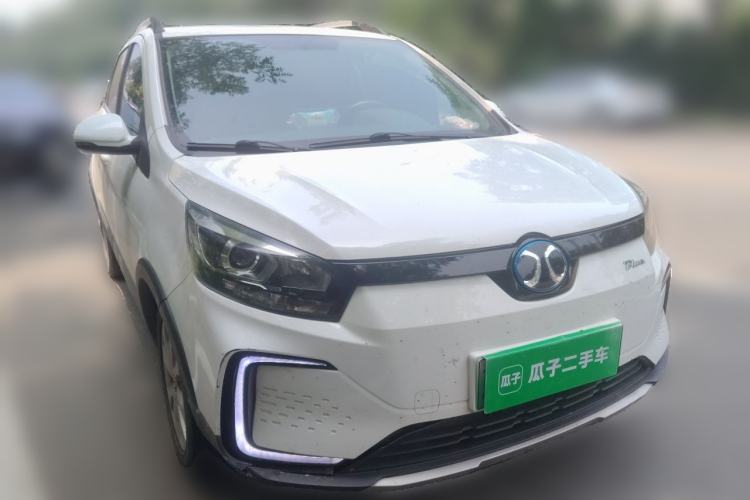 Used BAIC New Energy EC5 2019 New Style Edition Front Right 45 Deg
