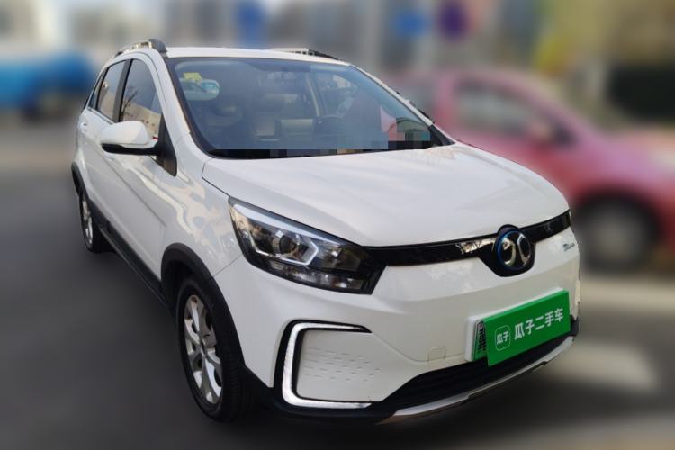 Used BAIC New Energy EC5 2019 New Style Edition Front Right 45 Deg
