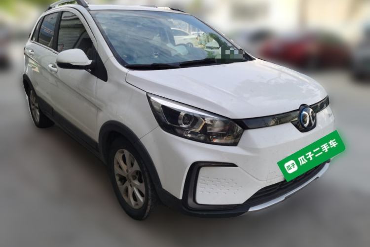 Used BAIC New Energy EC5 2019 New Style Edition Front Right 45 Deg