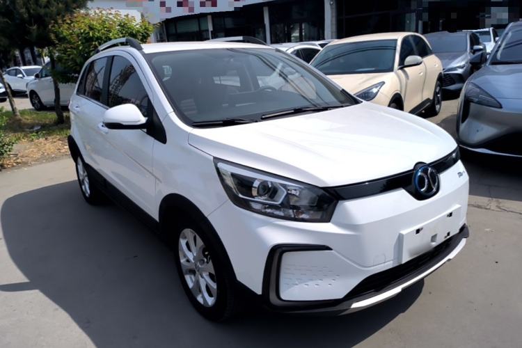 Used BAIC New Energy EC5 2019 New Style Edition Front Right 45 Deg