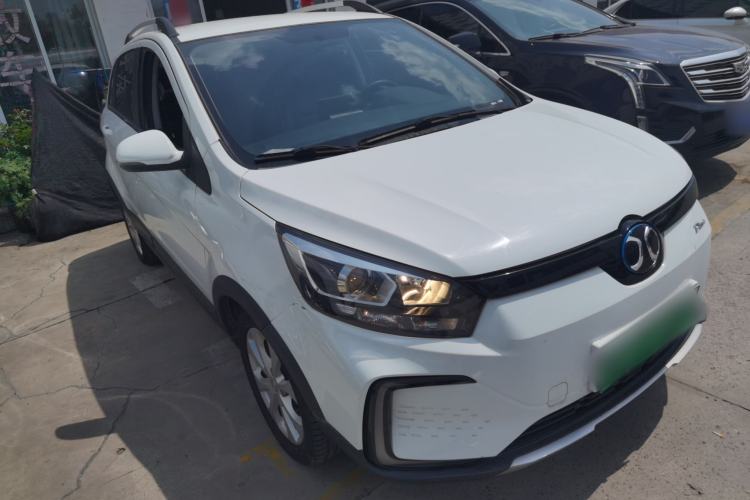 Used BAIC New Energy EC5 2019 New Air Edition Front Right 45 Deg