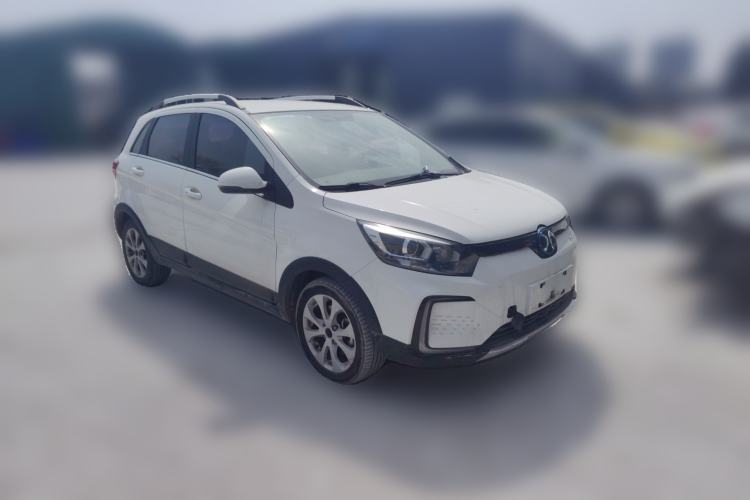 Used BAIC New Energy EC5 2019 New Style Edition Front Right 45 Deg