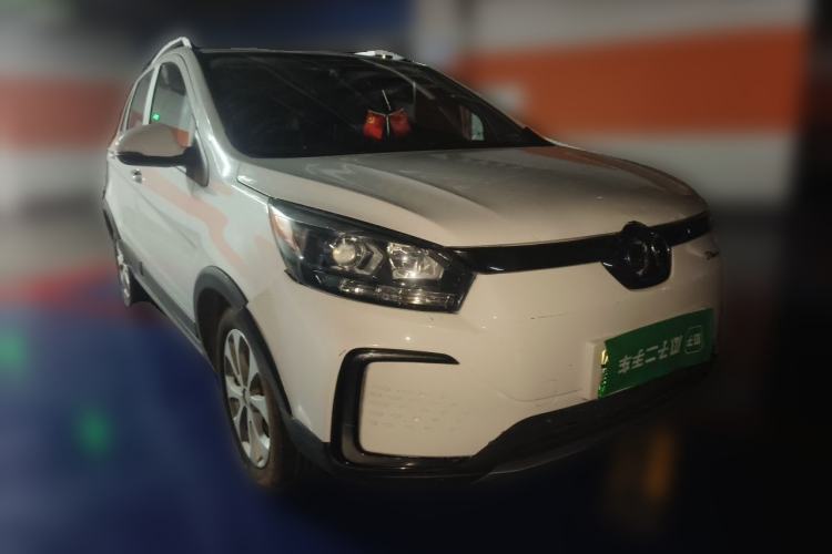 Used BAIC New Energy EC5 2019 New Style Edition Front Right 45 Deg