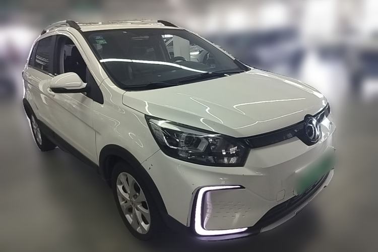 Used BAIC New Energy EC5 2019 New Air Edition Front Right 45 Deg