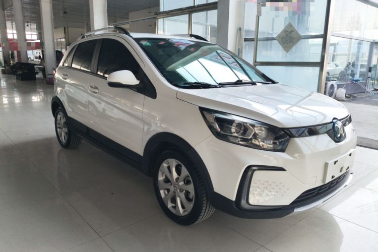 Used BAIC New Energy EC5 2019 New Style Edition Front Right 45 Deg