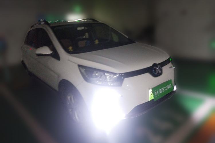 Used BAIC New Energy EC5 2019 New Air Edition Front Right 45 Deg