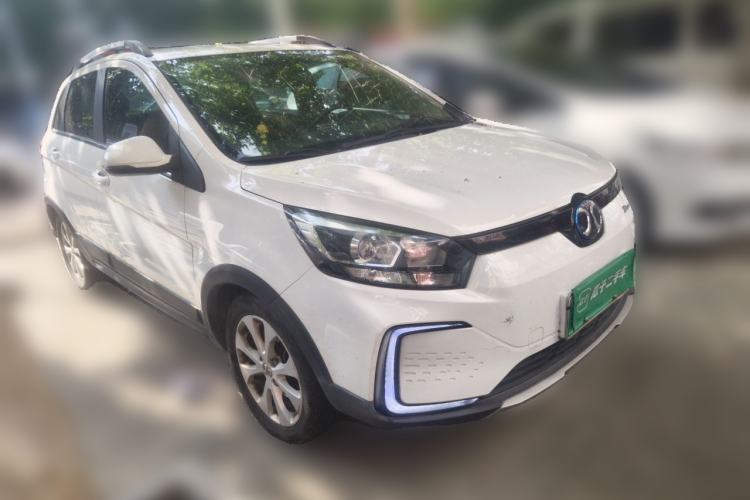 Used BAIC New Energy EC5 2019 New Style Edition Front Right 45 Deg
