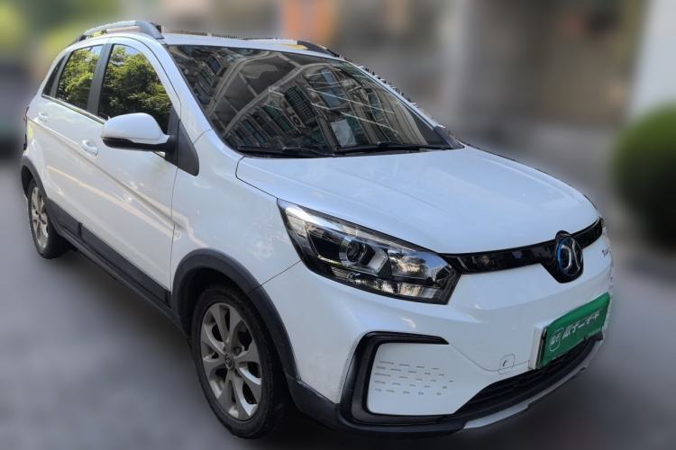 Used BAIC New Energy EC5 2019 New Air Edition Front Right 45 Deg