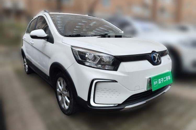 Used BAIC New Energy EC5 2019 New Style Edition Front Right 45 Deg