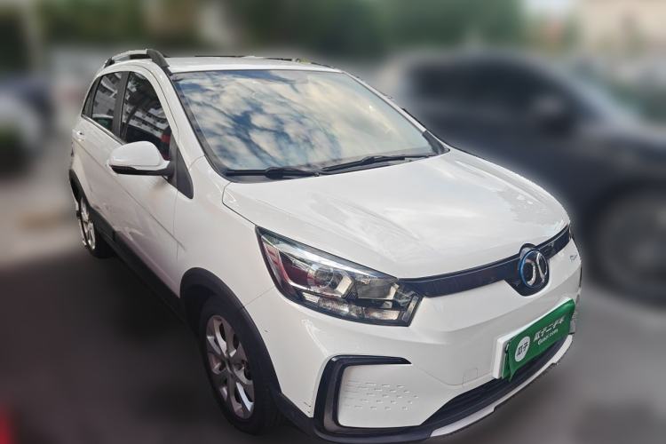 Used BAIC New Energy EC5 2019 New Style Edition Front Right 45 Deg