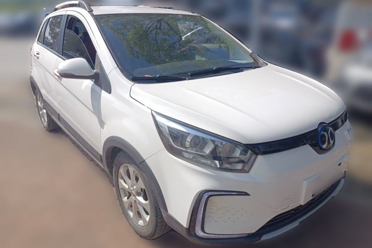 Used BAIC New Energy EC5 2019 New Style Edition Front Right 45 Deg