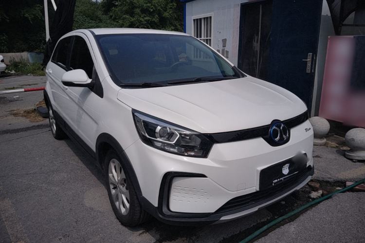 Used BAIC New Energy EC5 2019 New Air Edition Front Right 45 Deg