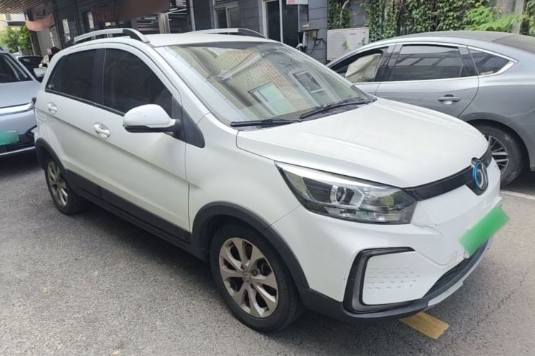 Used BAIC New Energy EC5 2019 New Air Edition Front Right 45 Deg