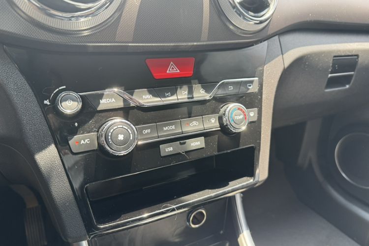 Used BAIC New Energy EC5 2019 New Air Edition Interior 6