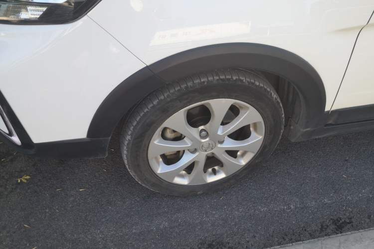 Used BAIC New Energy EC5 2019 New Style Edition Left Front Wheel Hub