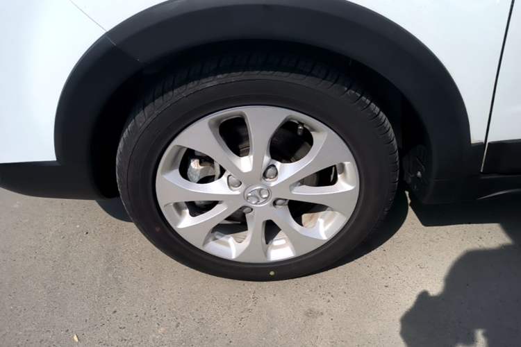Used BAIC New Energy EC5 2019 New Style Edition Left Front Wheel Hub