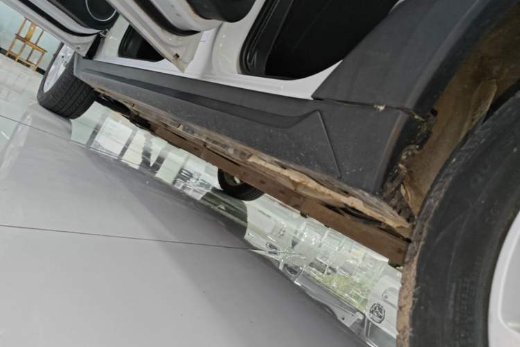 Used BAIC New Energy EC5 2019 New Style Edition Left Side Sill