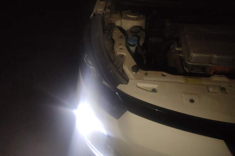 Used BAIC New Energy EC5 2019 New Style Edition Right Front Headlight