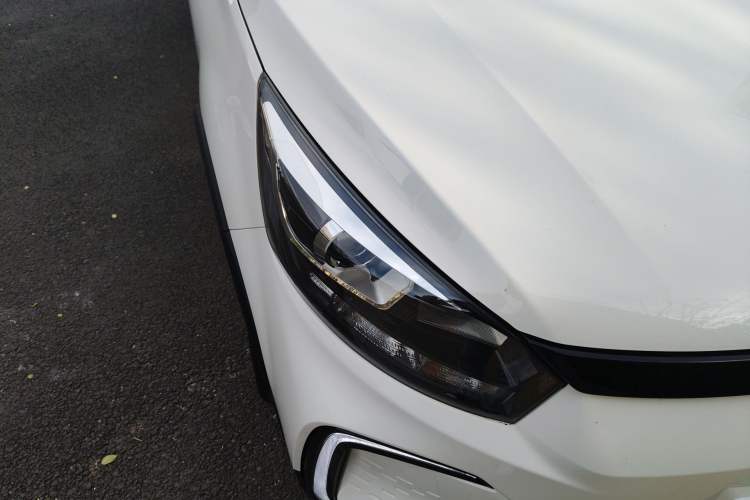 Used BAIC New Energy EC5 2019 New Style Edition Right Front Headlight