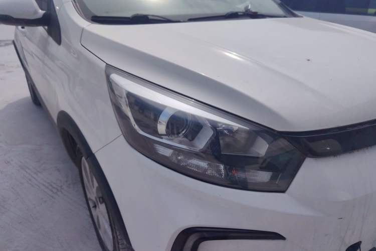 Used BAIC New Energy EC5 2019 New Style Edition Right Front Headlight