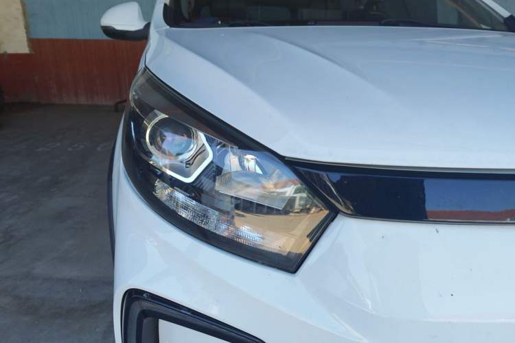 Used BAIC New Energy EC5 2019 New Style Edition Right Front Headlight