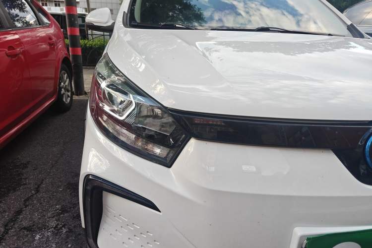 Used BAIC New Energy EC5 2019 New Style Edition Right Front Headlight