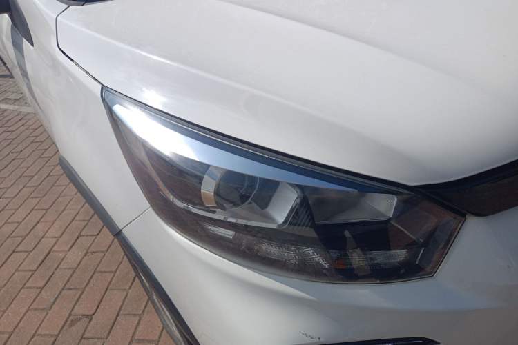 Used BAIC New Energy EC5 2019 New Style Edition Right Front Headlight