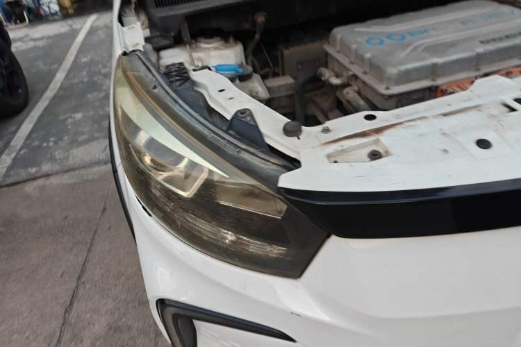 Used BAIC New Energy EC5 2019 New Style Edition Right Front Headlight