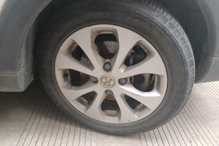 Used BAIC New Energy EC5 2019 New Style Edition Right Front Wheel Hub