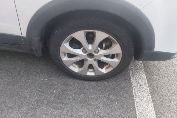 Used BAIC New Energy EC5 2019 New Style Edition Right Front Wheel Hub