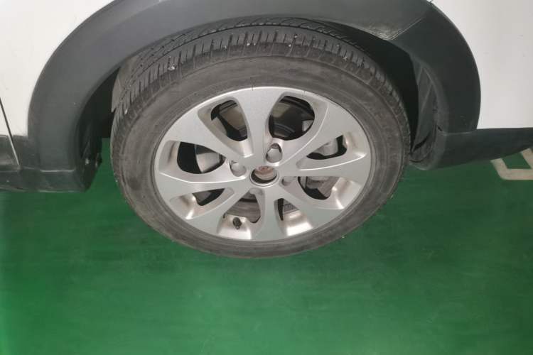 Used BAIC New Energy EC5 2019 New Style Edition Right Front Wheel Hub