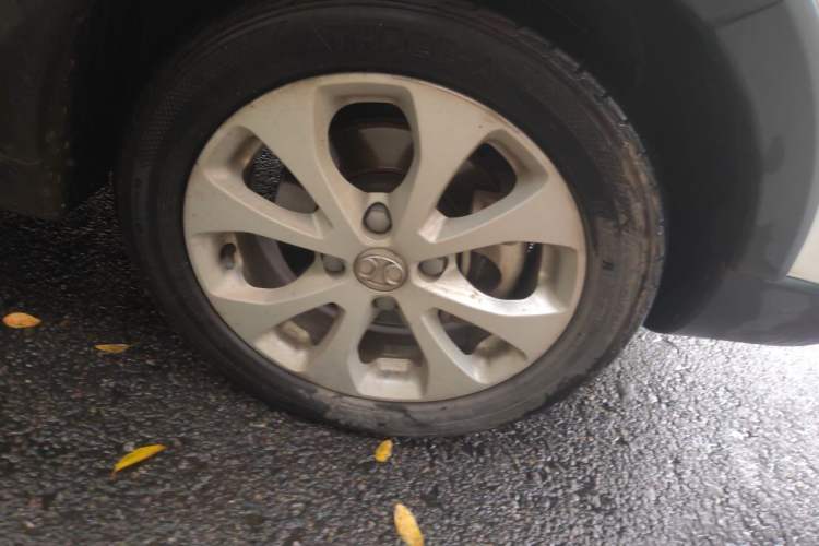 Used BAIC New Energy EC5 2019 New Air Edition Right Front Wheel Hub