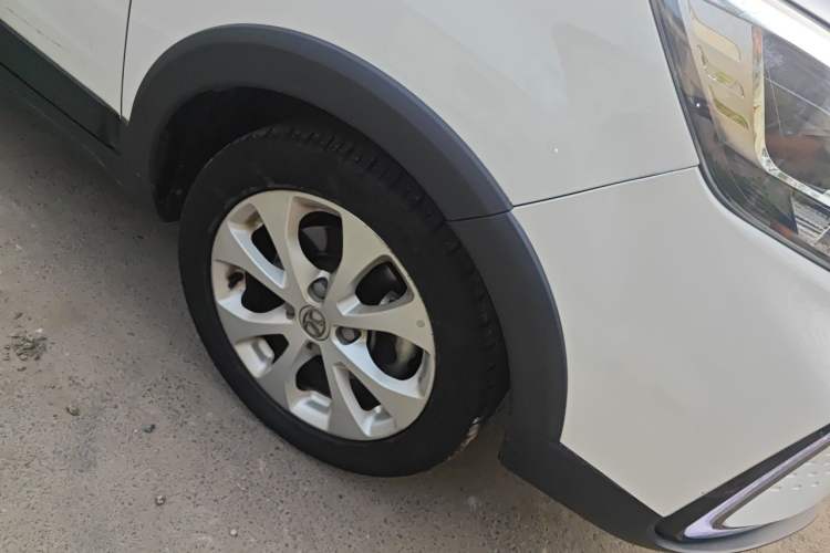 Used BAIC New Energy EC5 2019 New Style Edition Right Front Wheel Hub