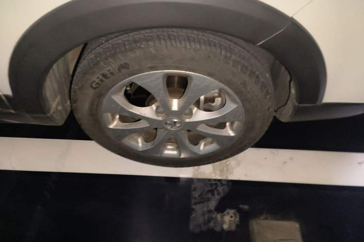 Used BAIC New Energy EC5 2019 New Style Edition Right Front Wheel Hub