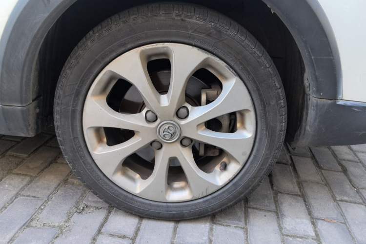 Used BAIC New Energy EC5 2019 New Air Edition Right Front Wheel Hub