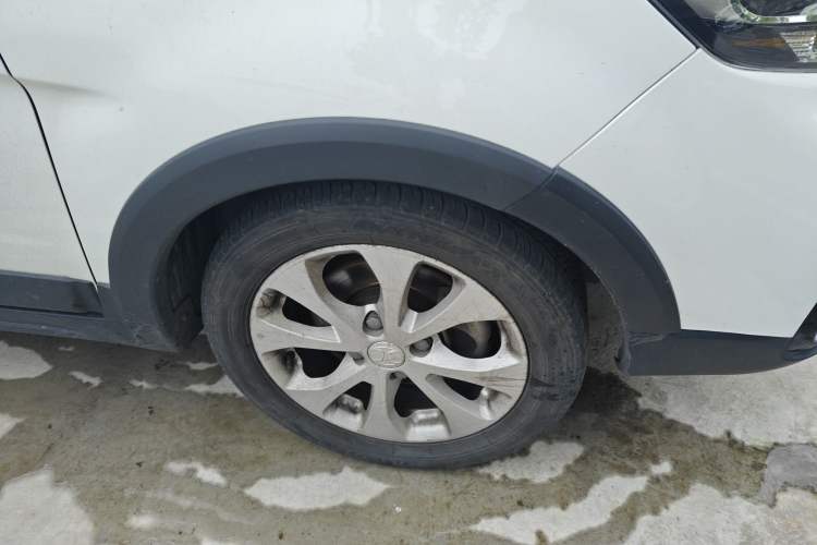 Used BAIC New Energy EC5 2019 New Air Edition Right Front Wheel Hub