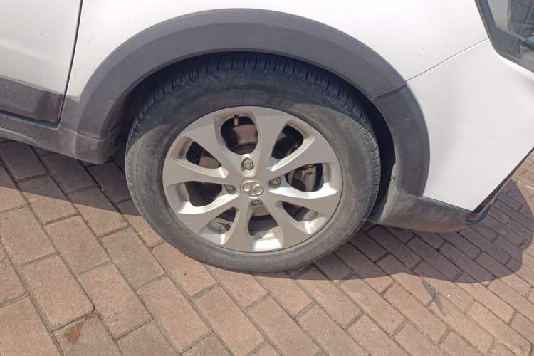 Used BAIC New Energy EC5 2019 New Style Edition Right Front Wheel Hub