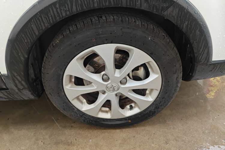 Used BAIC New Energy EC5 2019 New Style Edition Right Front Wheel Hub