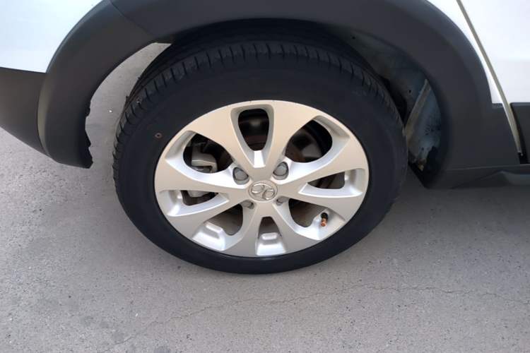 Used BAIC New Energy EC5 2019 New Style Edition Right Rear Wheel Hub