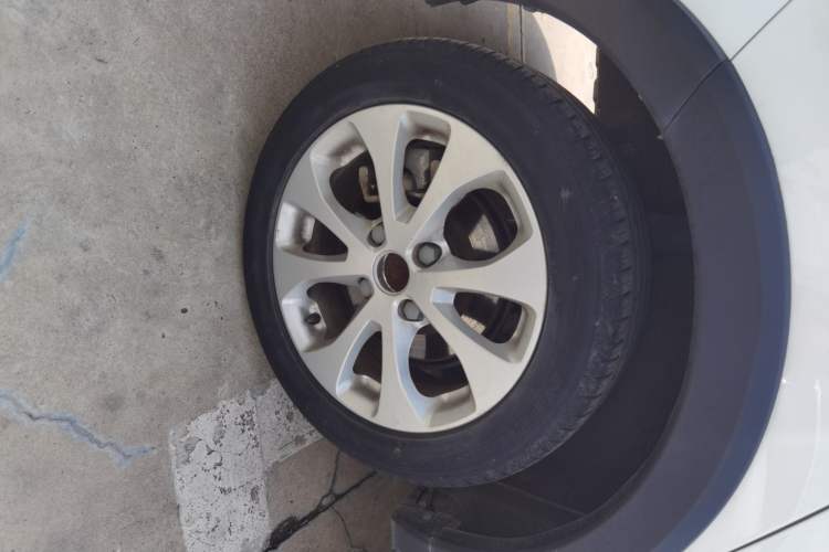 Used BAIC New Energy EC5 2019 New Air Edition Right Rear Wheel Hub
