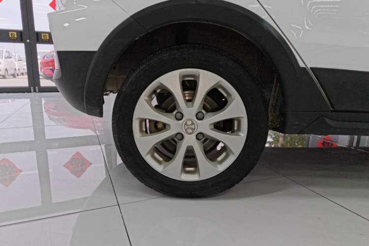 Used BAIC New Energy EC5 2019 New Style Edition Right Rear Wheel Hub
