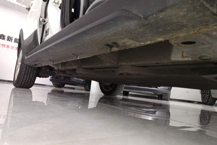 Used BAIC New Energy EC5 2019 New Style Edition Right Side Sill